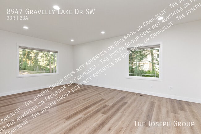 Photo - 8947 Gravelly Lake Dr SW