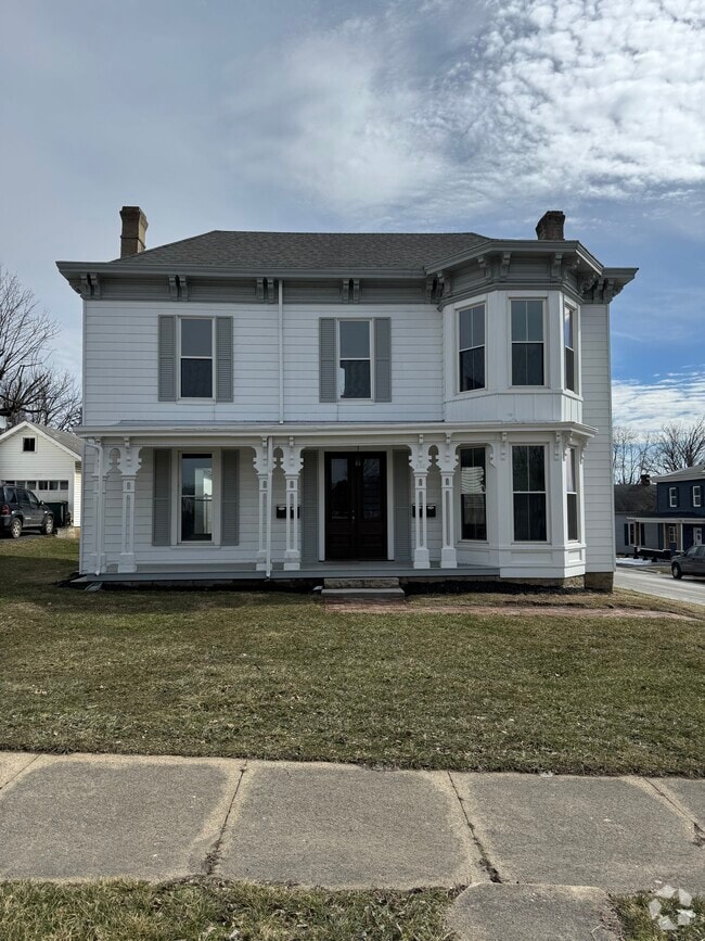Building Photo - 338 S High St Unit 1 Rental