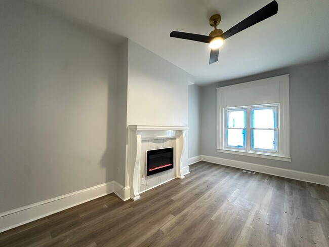 Photo - 216 N 53rd St