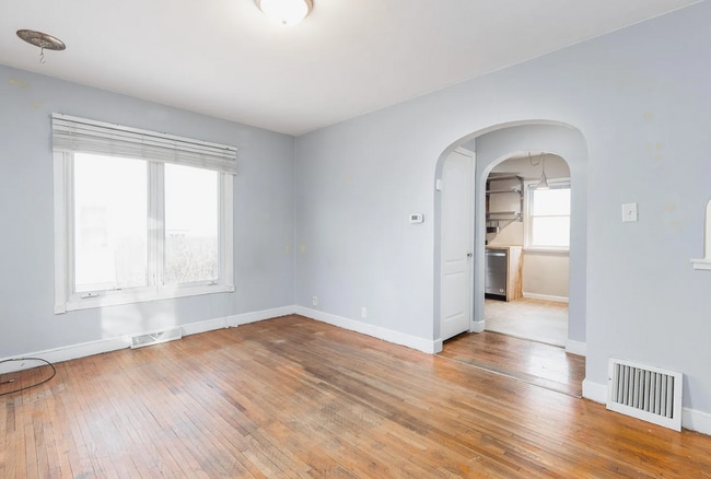 Photo - 1811 Forest Ave