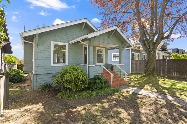 Photo - 5442 35th Ave SW