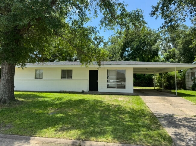 Building Photo - 1324 Cactus Dr Rental