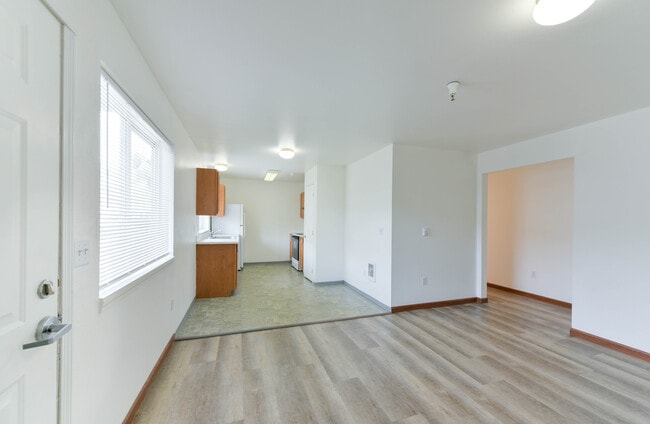 Photo - Baker Square Apartments