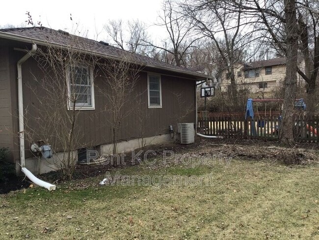 Photo - 5034 Hawthorne Ave