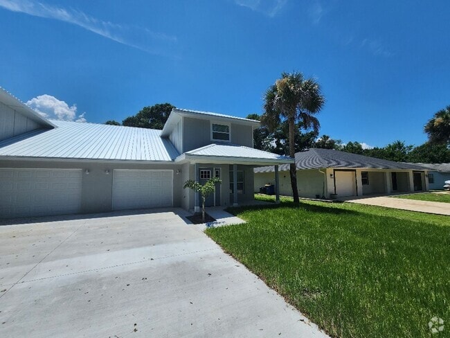 Building Photo - Brand New 2 Story Edgewater Duplex Rental