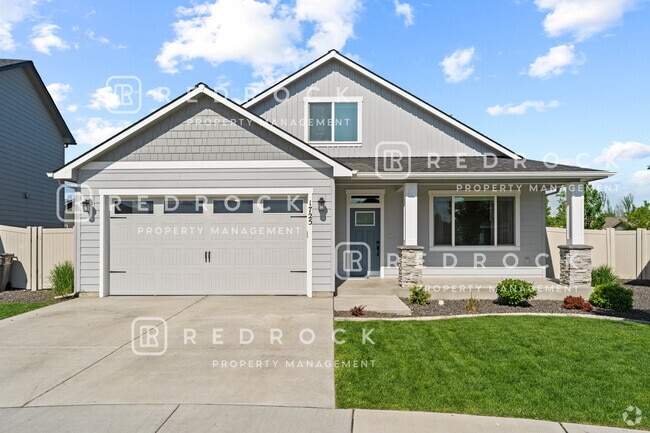 Building Photo - 1725 N Meyers Ct Rental