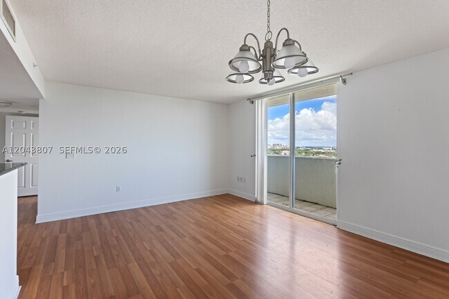 Photo - 3000 Coral Wy Unit 1507