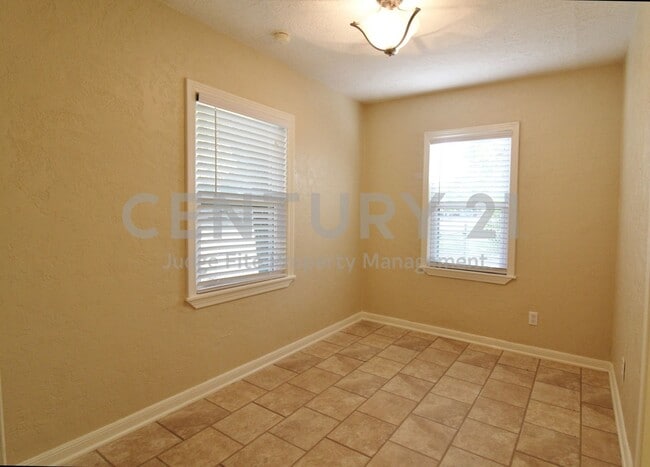 Photo - Charming 3/1/1 in Castleberry ISD For Rent!