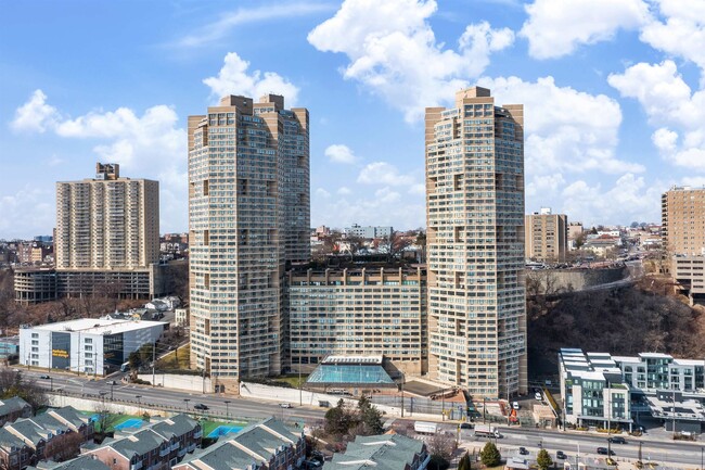 Photo - 7002 JFK Blvd E Unidad 43-B Rental
