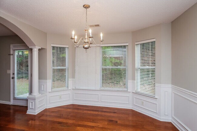 Photo - 156 Darbys Run Way