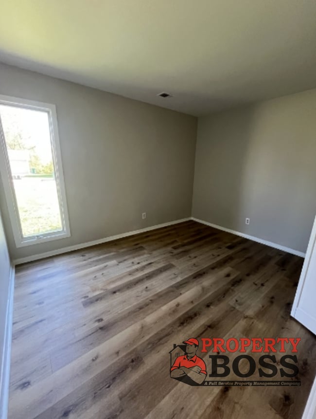 Photo - 7322 Noble St