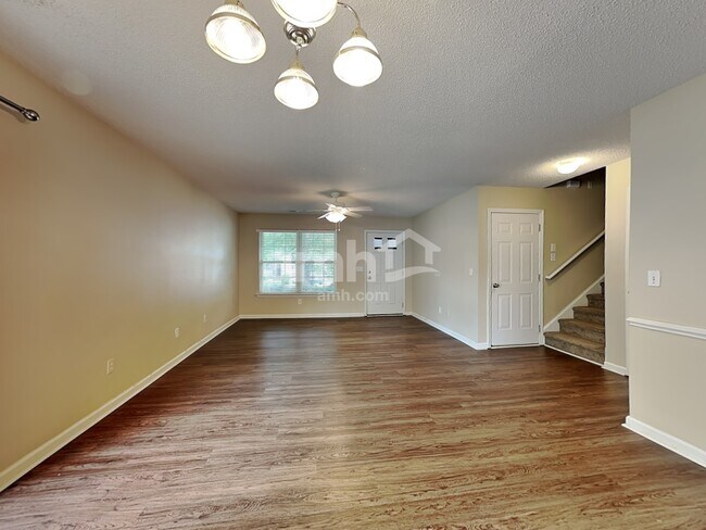 213 Brenley Ln