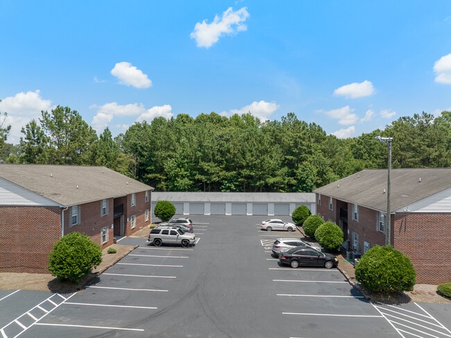 Reaves Place Apartments