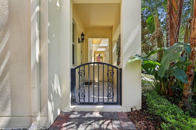 Photo - Gorgeous 3/3 Townhouse in VillageWalk of L...