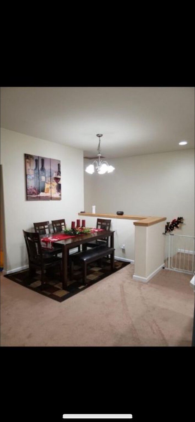 2627 Erwin Ave Condo Unit C Condo for Rent in Dupont, WA