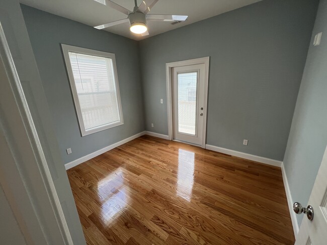 Photo - 126 Cross St