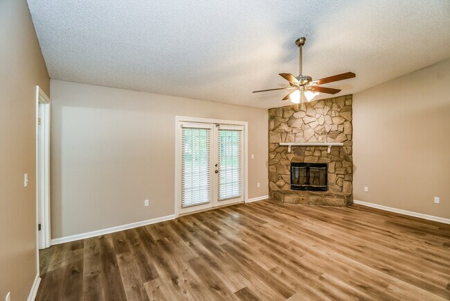 Photo - 8359 3 Creeks Blvd