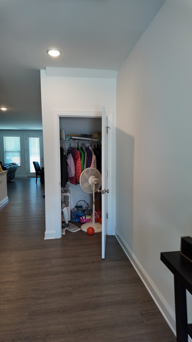 Photo - 2143 Stegemann St