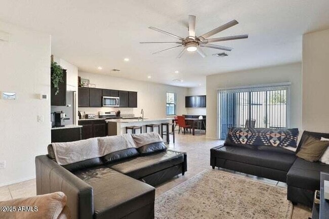 Photo - 30968 W Monterey Ave