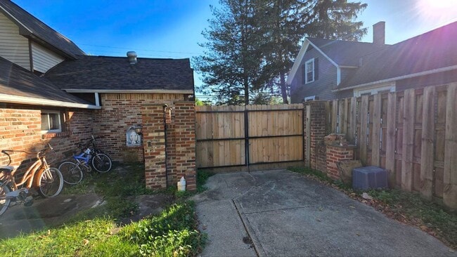 Photo - 3 bedroom 1 bathroom Olmstead Falls! EDEN/SECTION 8 welcomed