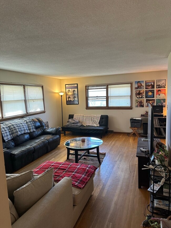 Photo - 2437 Vaughn Dr