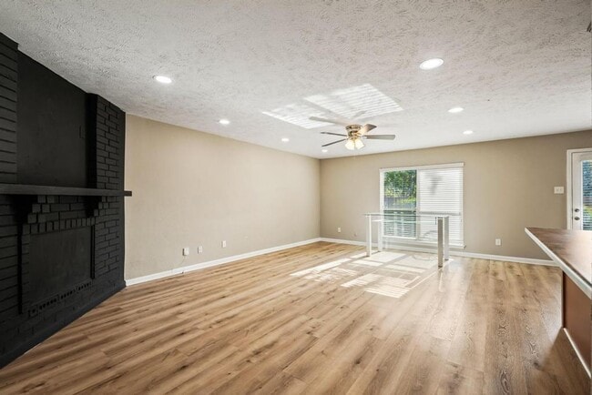 Photo - Spacious 3-Bedroom Home in The Colony – Available Now!