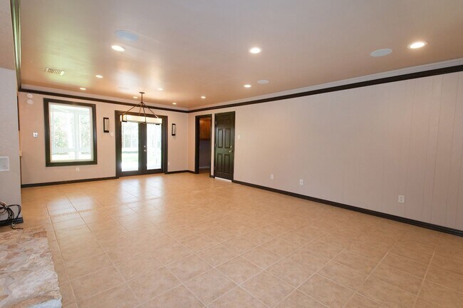 Photo - Beautiful Updated Anderson Mill Home