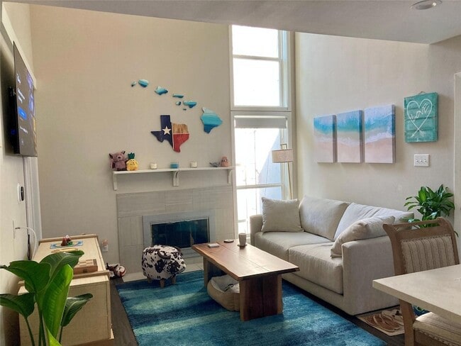 Building Photo - 935 La Posada Dr Unit 252