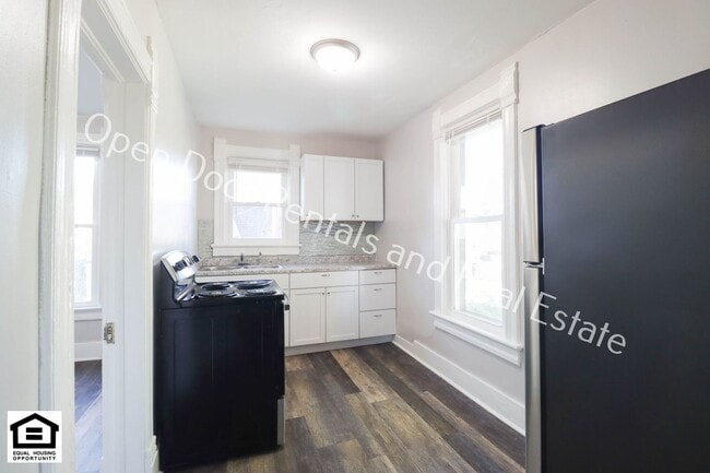 Photo - 729 Columbia Ave Unit 729 Columbia Ave Apt 4