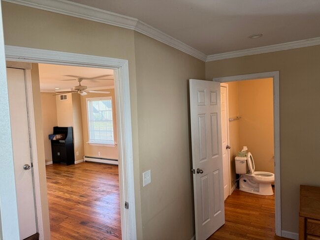 Photo - 1435 W 32nd St