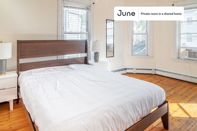 Photo - Room in Shared 5 bed/1 bath home Unit A