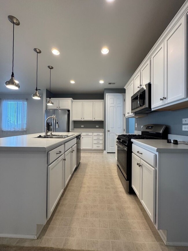 Photo - Wonderful Newer Home North Windsor