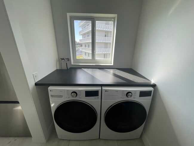 Photo - 300 Croton Ave Unit 202