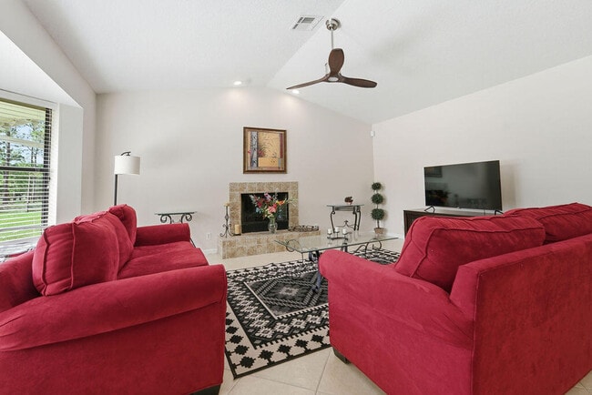 5562 Reynolds Rd