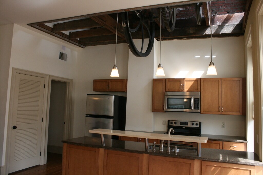Photo - 301 N Queen St Apartments Unit 1