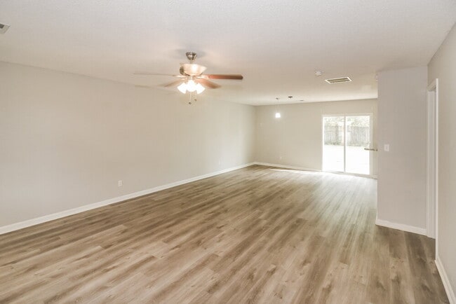 Photo - 10027 Branley Oak Dr
