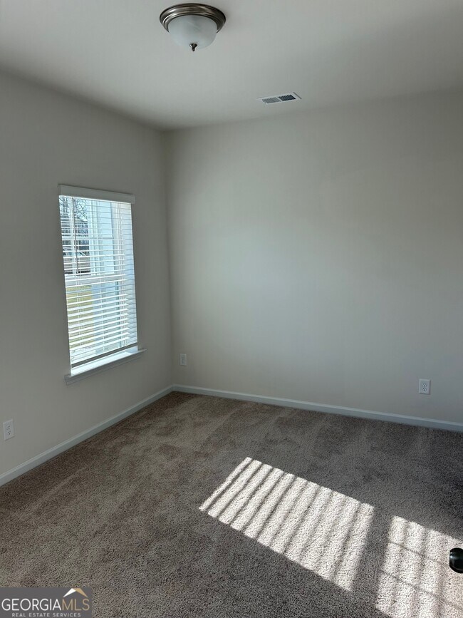 Photo - 77 Professional Pl