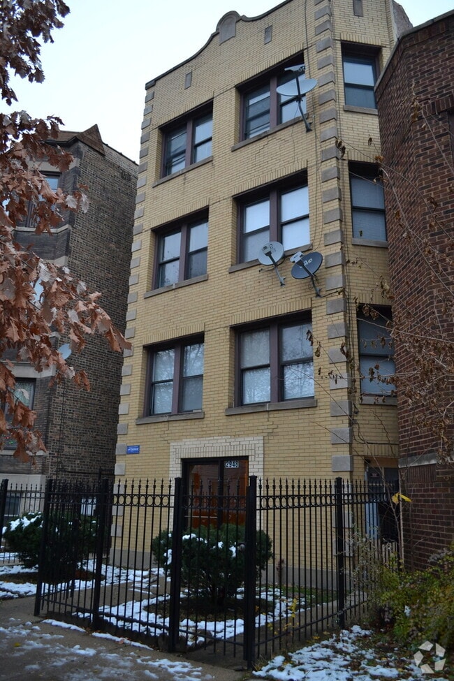 Building Photo - 2948 W Nelson St Unit 2 Rental