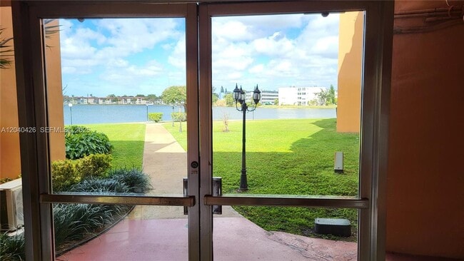 Photo - 1591 NE Miami Gardens Dr Unit 306