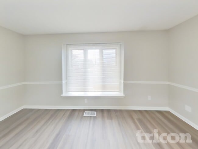 Photo - 12328 Huntington Dr