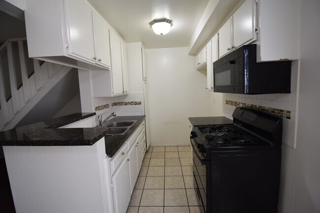 Photo - 5652 Colfax Ave Unit 03