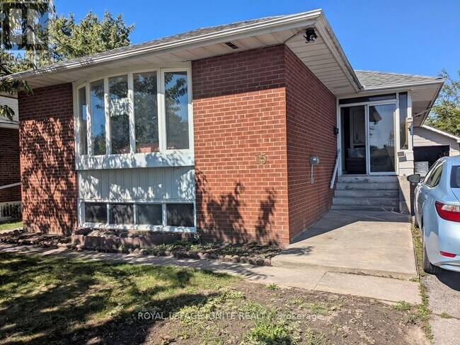Photo - 15 Beacham Crescent