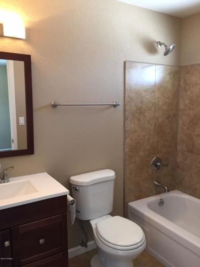 Photo - 1553 E Prince Rd