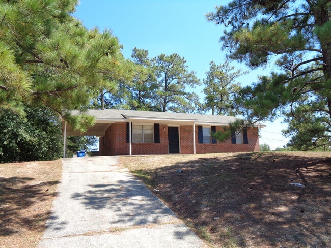 Building Photo - MOVE-IN SPECIAL: 2 WEEKS FREE ON THE FIRST FULL MONTH’S RENT