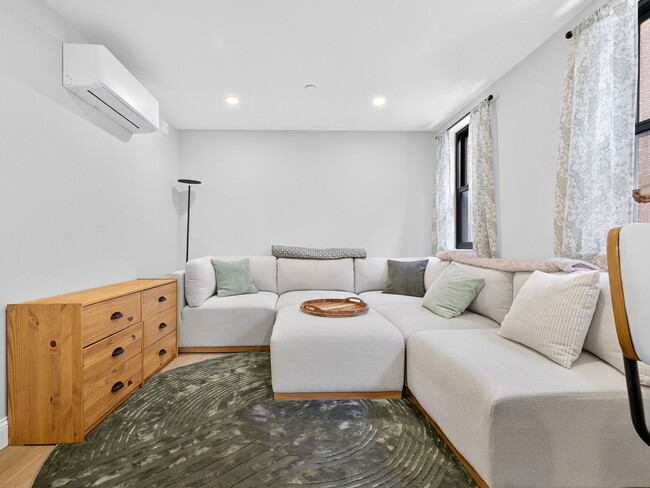 Photo - 174 Salem St Unit 3