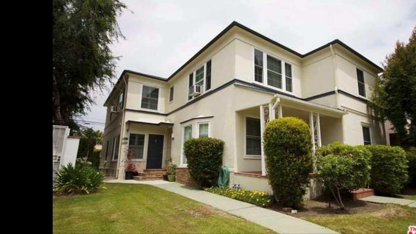 Spacious Traditional Beverly Hills Unit - 9411 W Olympic Blvd Unit 9409