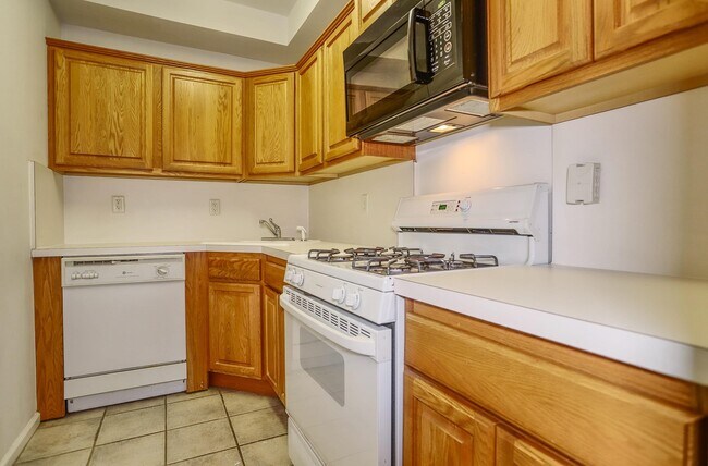 Photo - 205-207 Madison St Unidad 2A