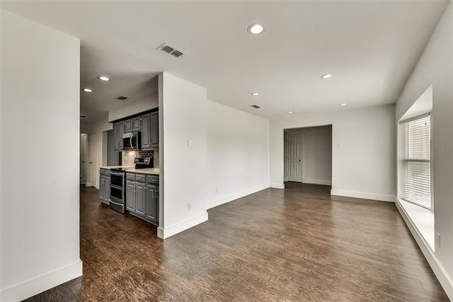 Photo - 1865 Green Ridge Dr