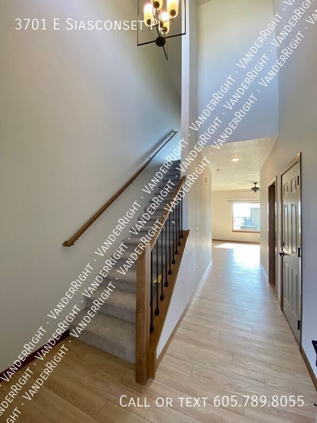 Building Photo - 3701 E Siasconset Pl Rental