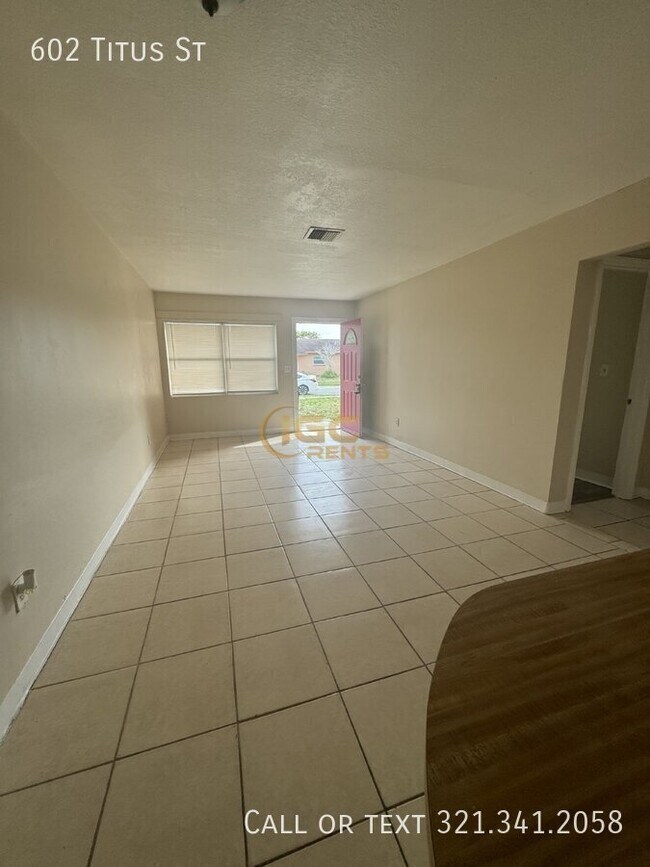 Photo - 602 Titus St